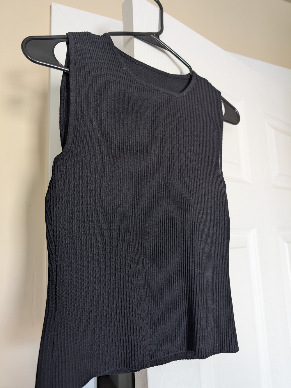 Black Rachel Zoe Ribbed Top